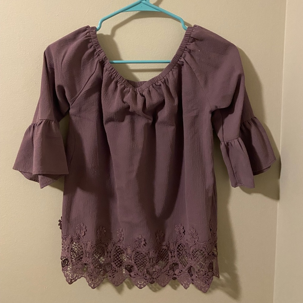 Cute half sleeve lavender blouse!